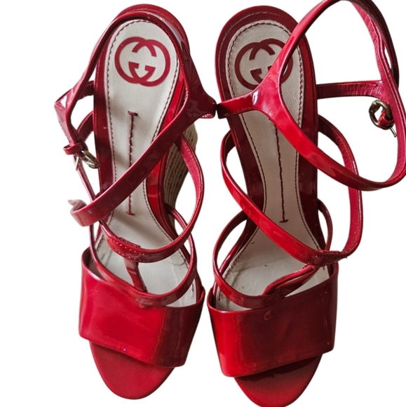 Gucci Red Pattent Leather Strappy Wedge Sandals - Picture 5 of 16
